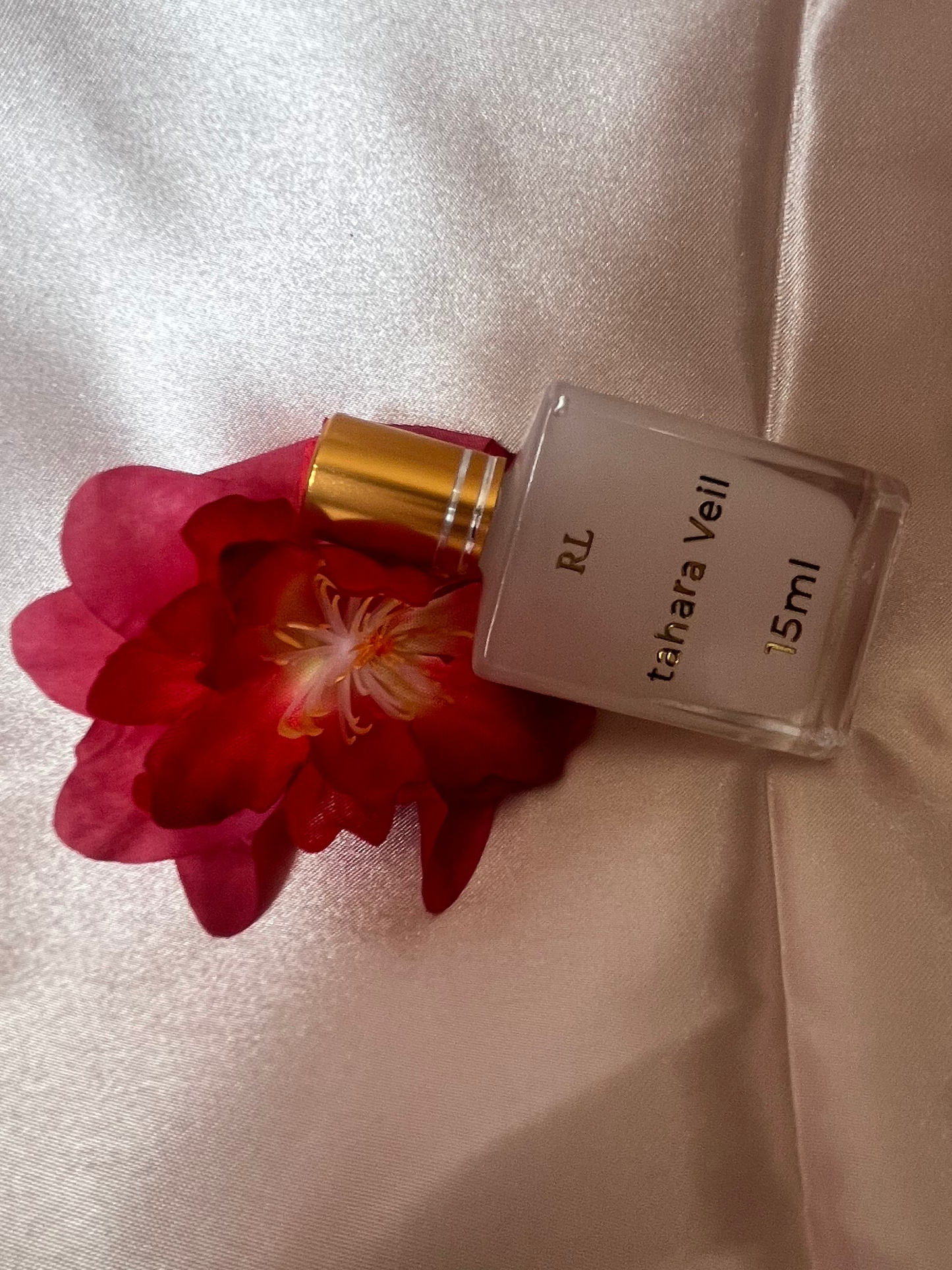 Tahara Veil - Perfume Oil